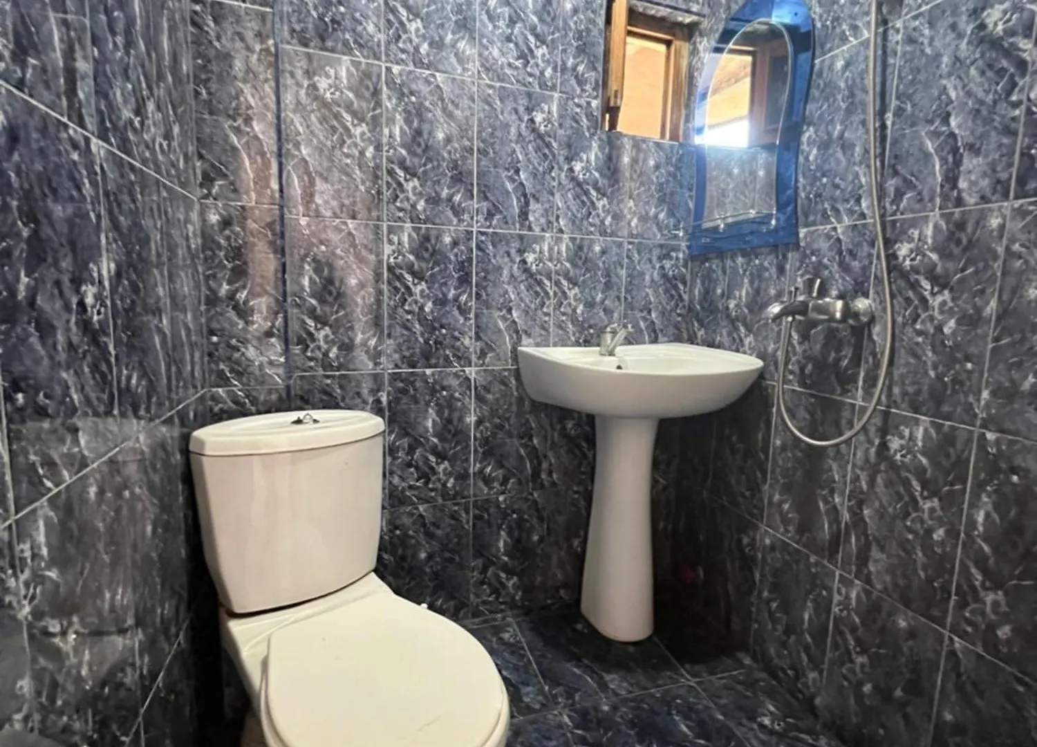 Elite Palace Hotel Batoemi