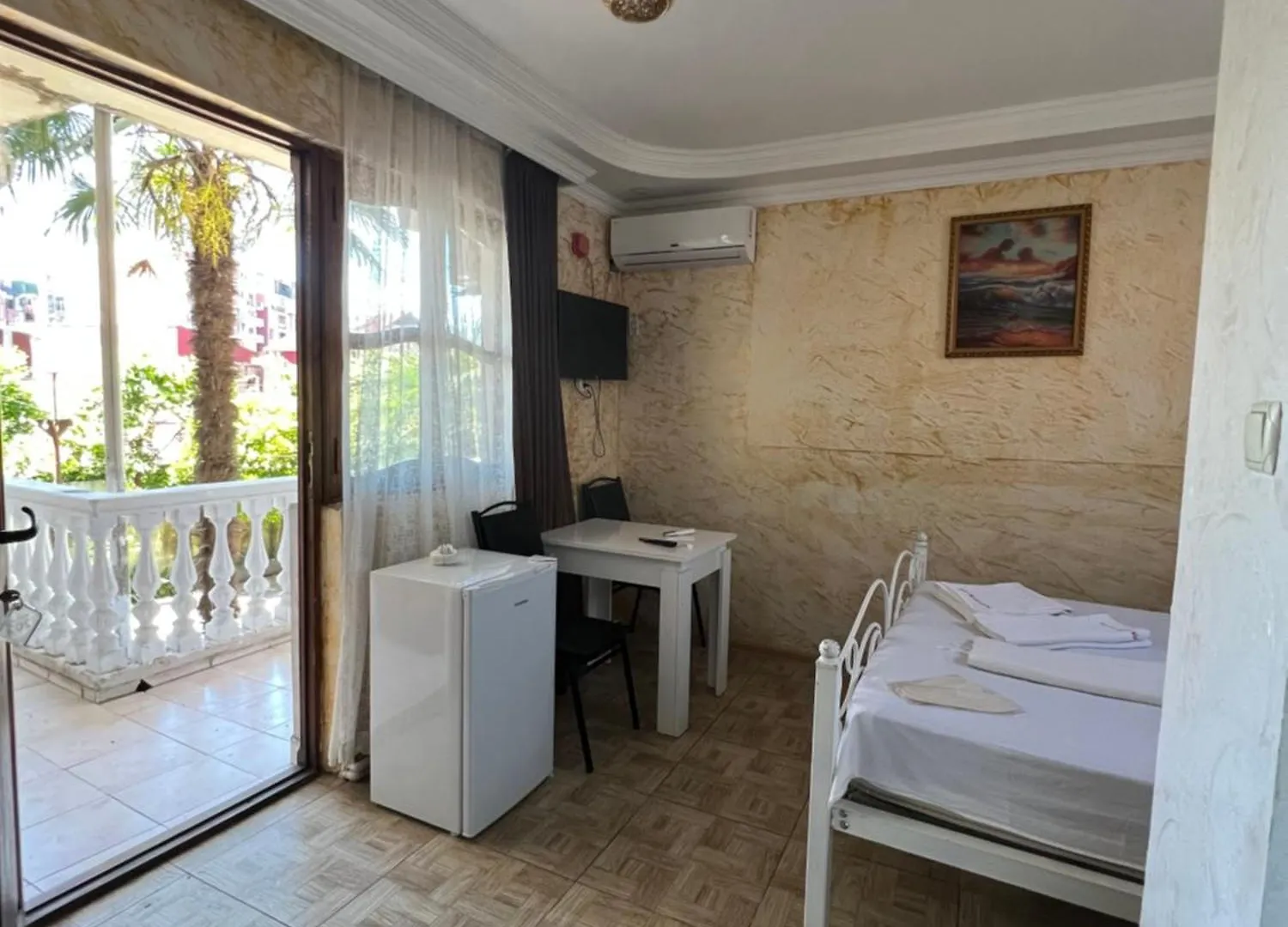 Elite Palace Hotel Batoemi